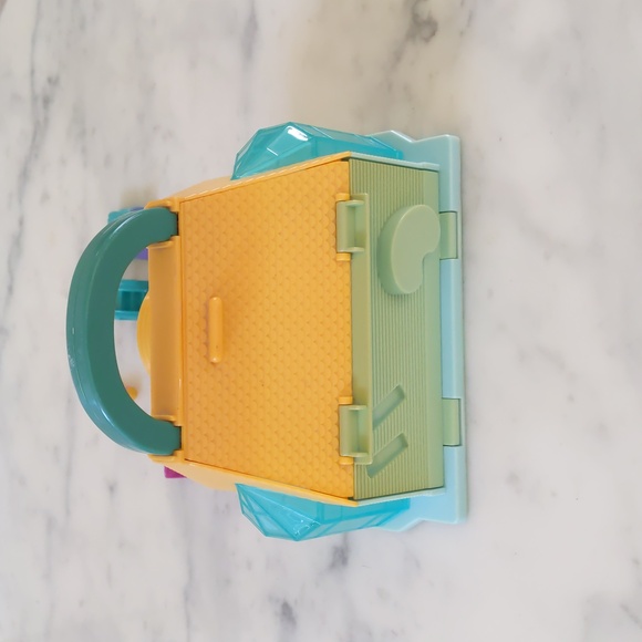 RARE! Vintage 1990s, Handmade Polly Pocket Blue Box Carry Along Mini Doll House. - Picture 6 of 6